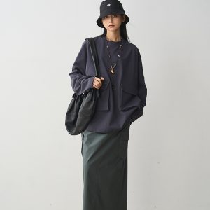 Vintage Niche Style Oversized Long Sleeve T-Shirt for Women with Large Pocket in Dark Blue Pure Cotton, Round Neck, Casual Fashion Top