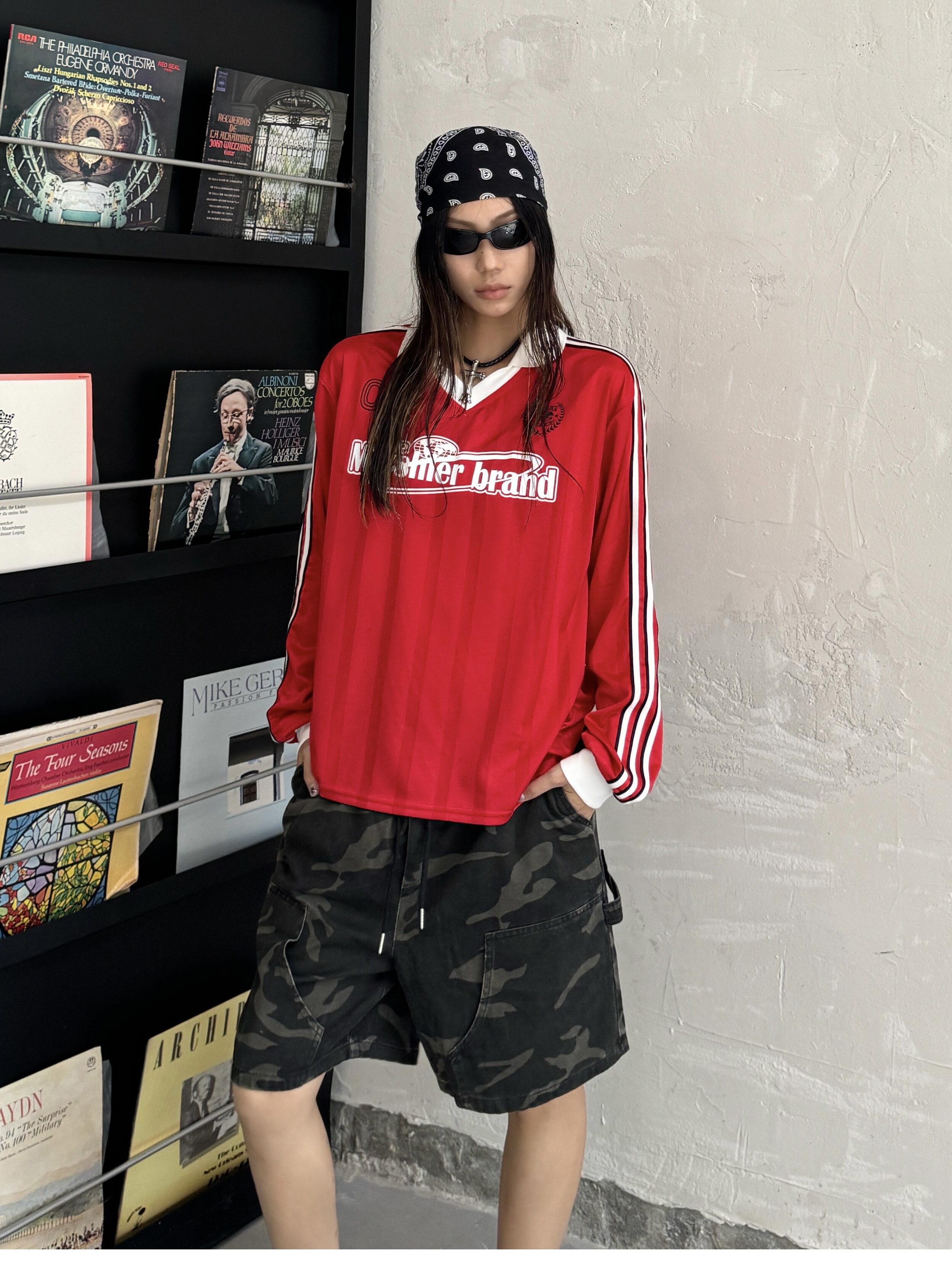 Vintage Patchwork Striped V-Neck T-Shirt with Letter Print - Long Sleeve Loose Fit Sports Top for 90s and Y2K Style