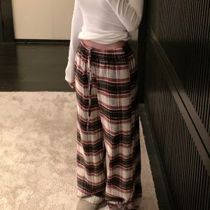 Vintage Red Plaid Wide-Leg Floor-Length Pants in Brushed Fleece | Casual Loose Fit Cotton Trousers for a Cozy Holiday Look