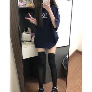 Vintage Rivet Denim Shorts for Women - Summer Slim Fit A-Line Bodycon Ultra-Short Hot Pants in American Style