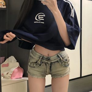 Vintage Rivet Denim Shorts for Women - Summer Slim Fit A-Line Bodycon Ultra-Short Hot Pants in American Style