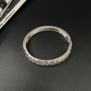 Vintage Silver Open Cuff Bracelet for Women - Elegant Minimalist Bangle with High-End Feel, Versatile Niche Design