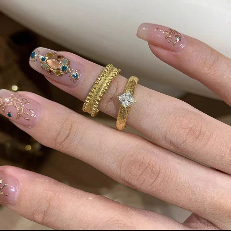 Vintage-Style Purple Bauhinia Flower Textured Small Square Diamond Ring for Women - 2025 Lightweight Retro Luxury Fashion Accessory