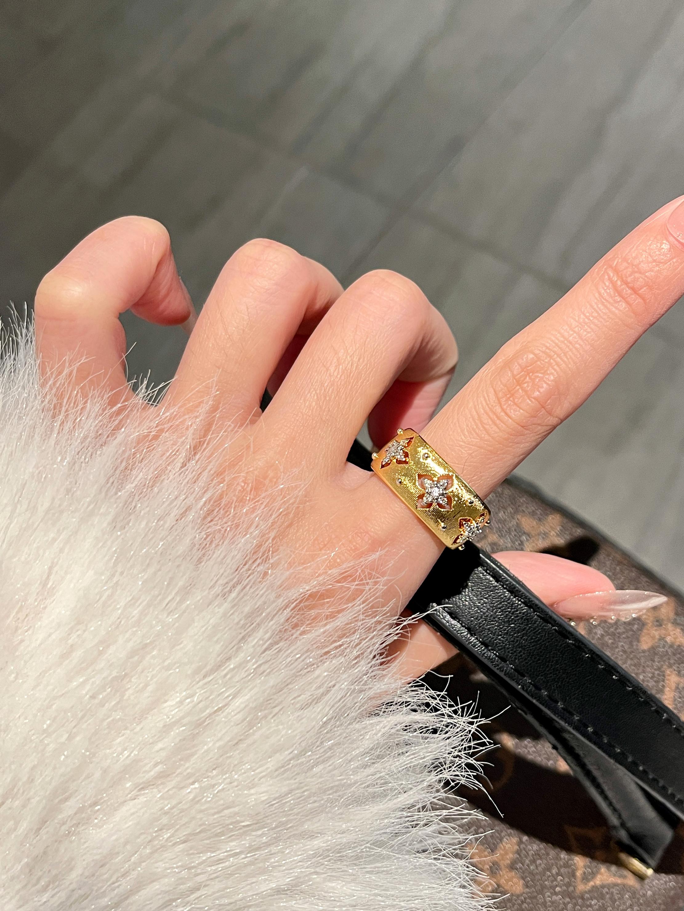 Vintage-Style Textured Open Ring with Sparkling Diamonds, High-End Light Luxury Design, Trendy Index Finger Jewelry