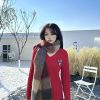 Vintage V-Neck Two-Color Cable Knit Sweater for Autumn & Winter - Cozy Retro Style, Perfect for Fall Fashion