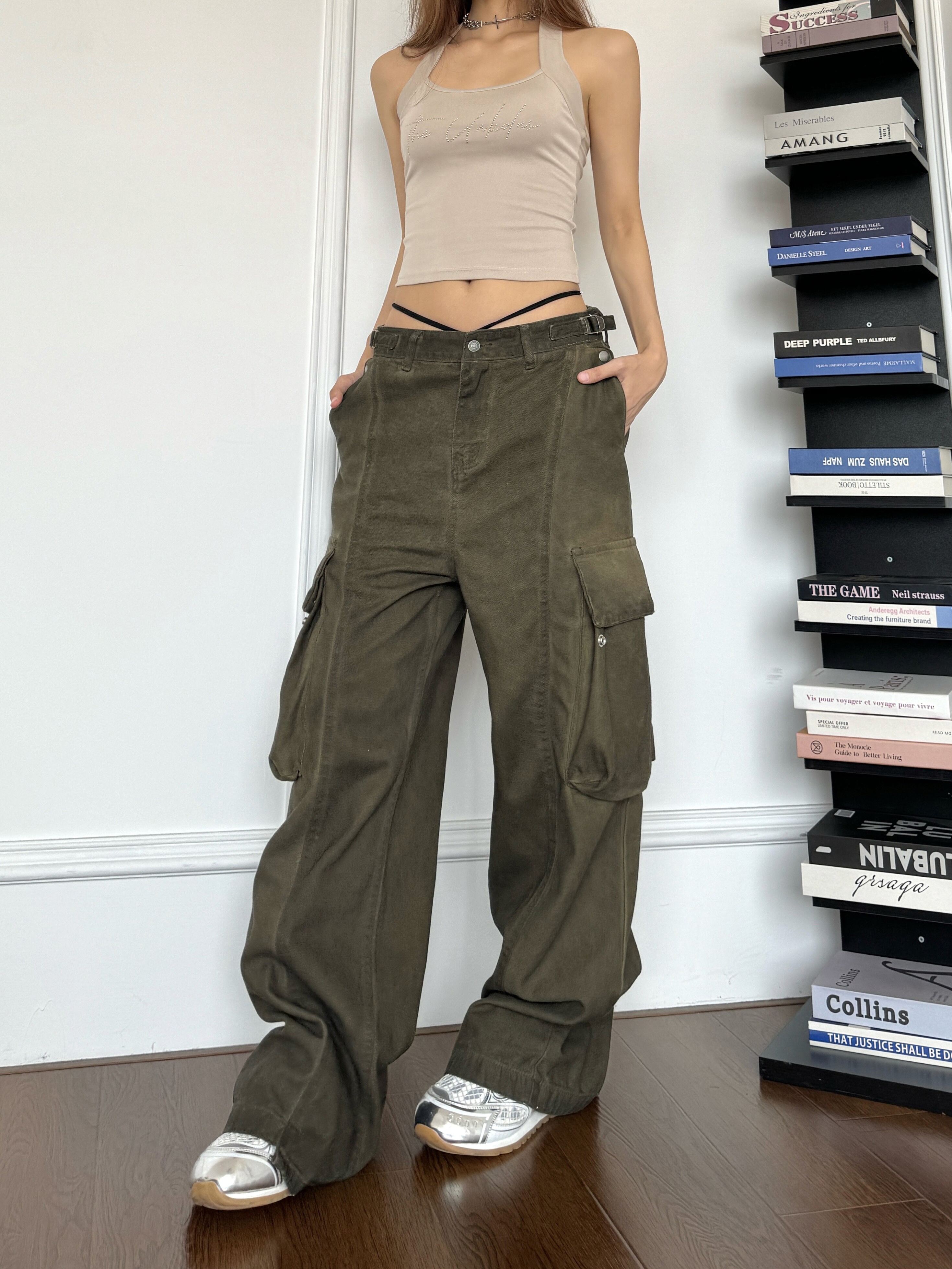 Vintage Wash Distressed Wide-Leg Cargo Pants for Women - High Street Floor-Length, Loose Fit with Big Pockets, Y2K Style