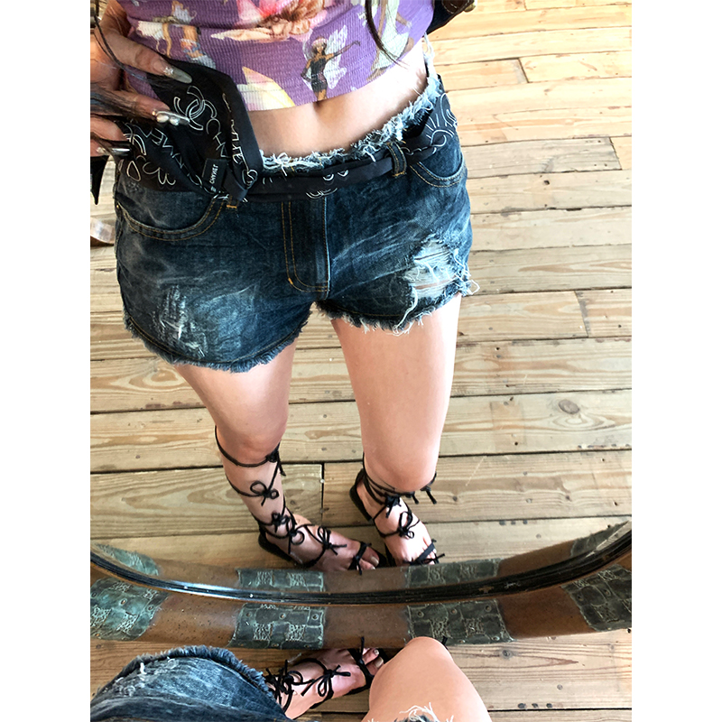 Vintage Washed Distressed Denim Bodycon Shorts for Women with Square Design and Frayed Hem, Y2K Style