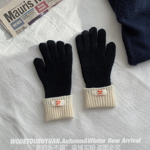 Warm Split-Finger Cycling Gloves for Students - Trendy Winter Fashion, Cold-Resistant Design, Perfect for Couples