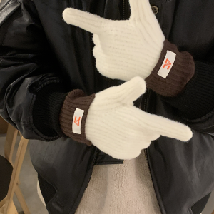 Warm Split-Finger Cycling Gloves for Students - Trendy Winter Fashion, Cold-Resistant Design, Perfect for Couples