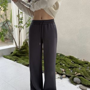 Warm Winter Fleece Sweatpants - 460g Thick, Comfortable Fit for Cozy Days, Essential Basic for Cold Weather Fashion