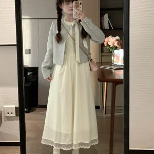 White Lace Long Sleeve Dress, French Waist-Cinching Design, Sweet Tea Break Style, Romantic First Love, Chinese Style, Perfect for Dates
