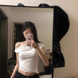 White Lace Spliced Off-Shoulder Short Sleeve Crop Top for Women - Summer Spicy Girl One-Shoulder T-Shirt, Trendy Y2K Fashion