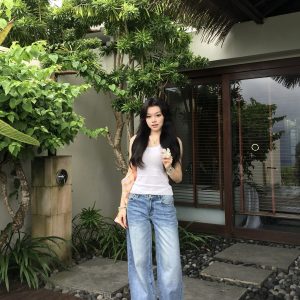 Wide-Leg Sky Blue Mid-High Waist Jeans - Trendy Meat-Covering No.1 Style for Fashionistas, Perfect for Y2K and Korean Style Looks