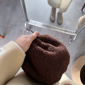 Winter Limited Korean Style Fluffy Bucket Bag - Handmade Meat Floss Rice Ball Design