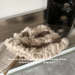 Winter Oversized Genuine Rabbit Fur Knitted Fluffy Fisherman's Hat for Women - Trendy Wool Velvet Design for a Smaller Face