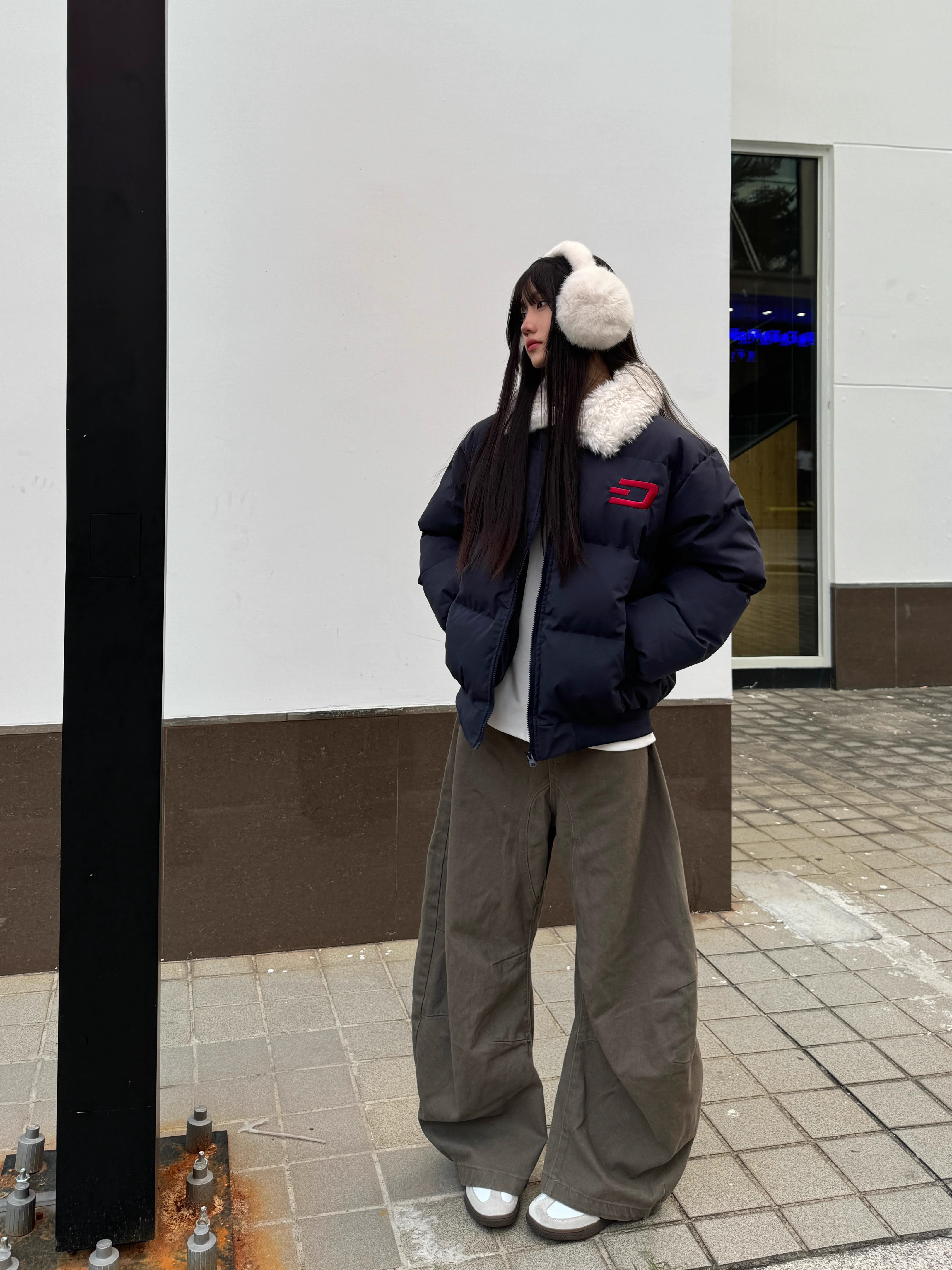 Winter Short Cotton Jacket for Women - Soft Loose Bread Coat with Furry Collar, Thickened Fabric, Sweet Cool Style