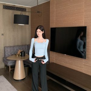 Women's American Style Fake Two-Piece Long Sleeve T-Shirt - Slim Fit Basic Top for Early Autumn Fashion