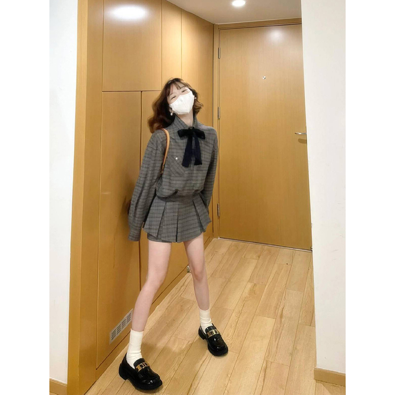 Women's College Style Two-Piece Dress Set with Loose Cardigan Coat and Pleated Skirt for Autumn and Winter Casual Wear