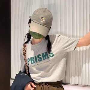 Women's Loose Gray Cotton Round Neck Short Sleeve T-Shirt - Casual Summer Essential for 2022