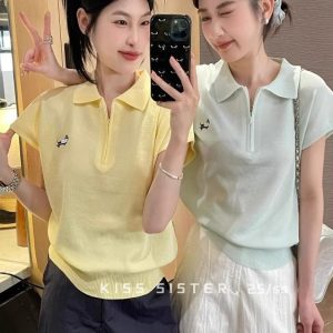 Women's Pink Cropped Short-Sleeve Knitted Polo Half-Zip Top - Stylish, Youthful Design for a Trendy Look