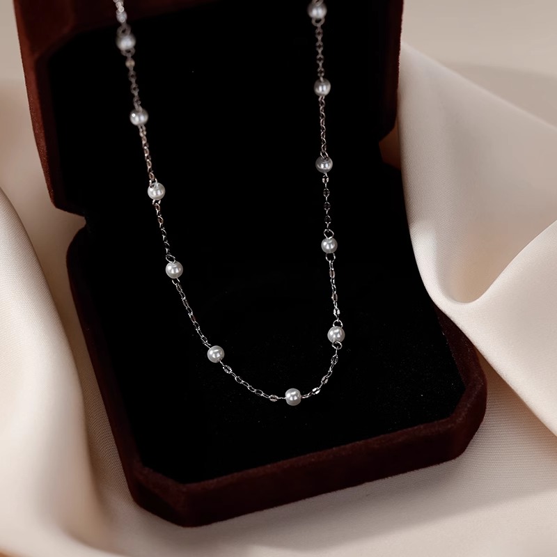 Women's Simple Bead Necklace Collarbone Chain - Elegant Minimalist Jewelry for Everyday Wear