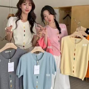 Women's Slim Fit Round Neck Short Sleeve Knitted Cardigan - Stylish Summer T-Shirt Top for a Youthful Look