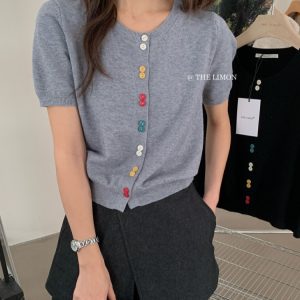 Women's Slim Fit Round Neck Short Sleeve Knitted Cardigan - Stylish Summer T-Shirt Top for a Youthful Look
