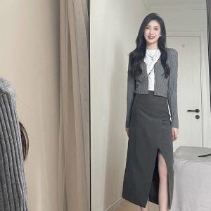 Women's Slimming Versatile Long Sleeve Knit Cardigan Pullover Sweater - Lightweight Wool for Spring and Summer Outerwear