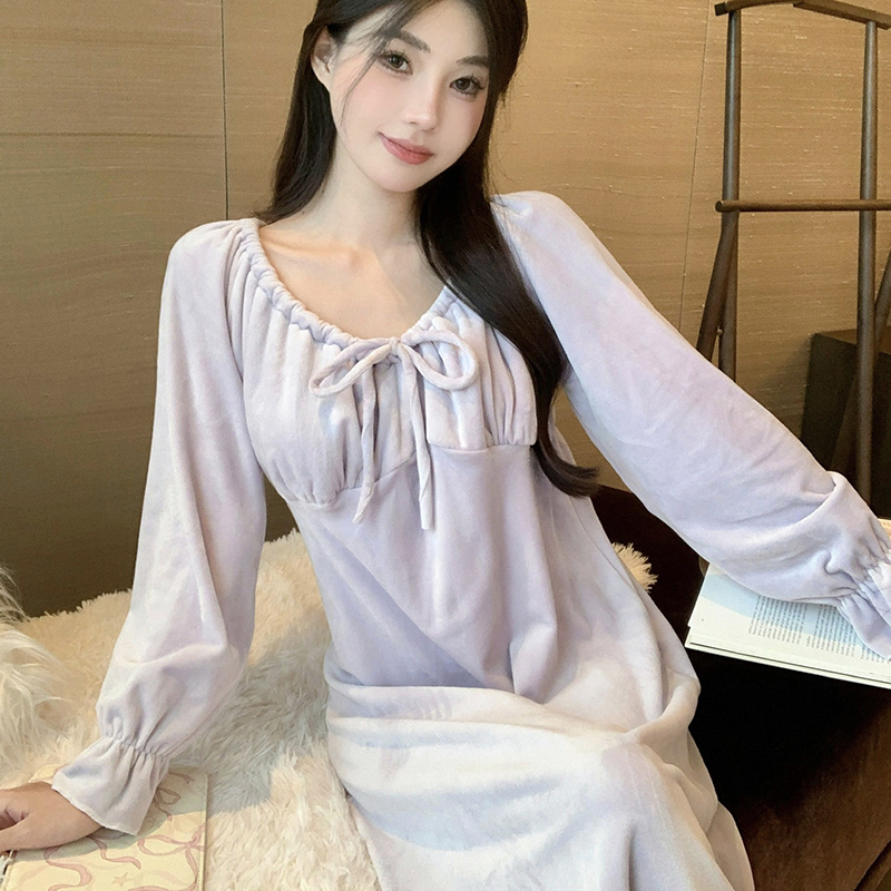 Women's Velvet Long Sleeve Nightgown - Cozy Flannel Pajamas & Coral Fleece Robe for Autumn Winter Comfort