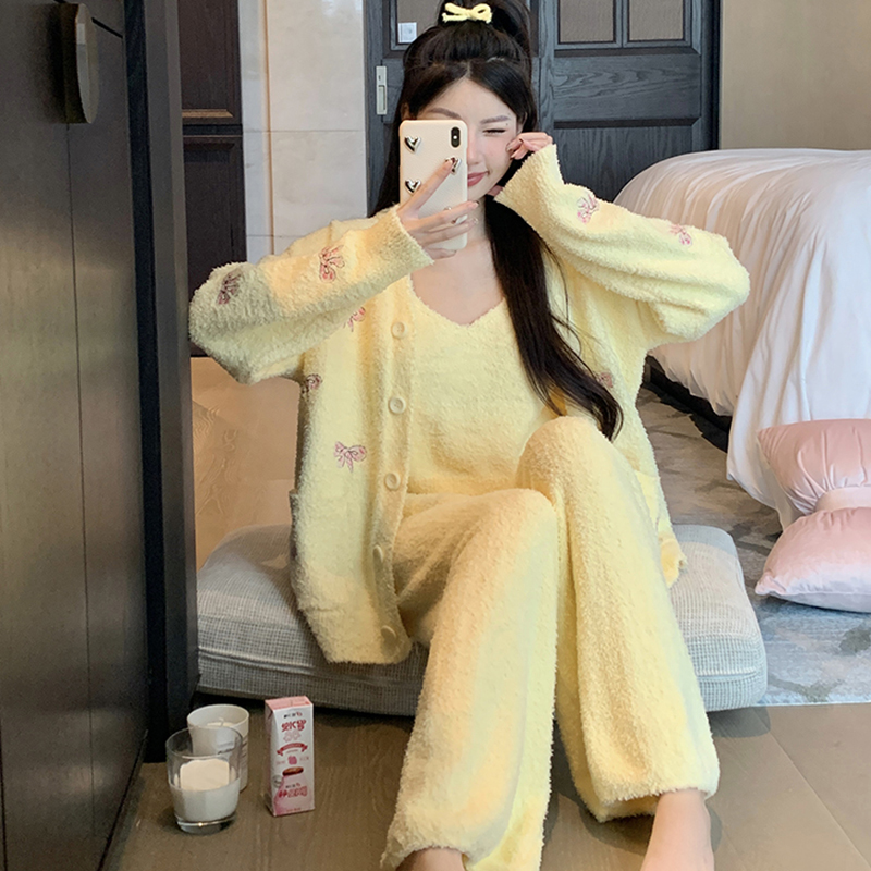 Women's Velvet Snake Treasure Pajamas Set - Cozy Fleece Loungewear for Autumn Winter, Zodiac Year Style