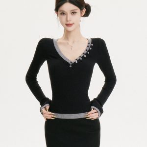 Women's Vintage Slim Fit V-Neck Spliced Thin Knit Sweater - Chic High Design Fashion Top