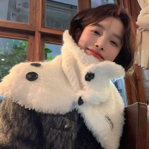 Women's Winter 2024 Button Neck Scarf Shawl - Cozy High-Quality Wrap for Cold Weather Fashion