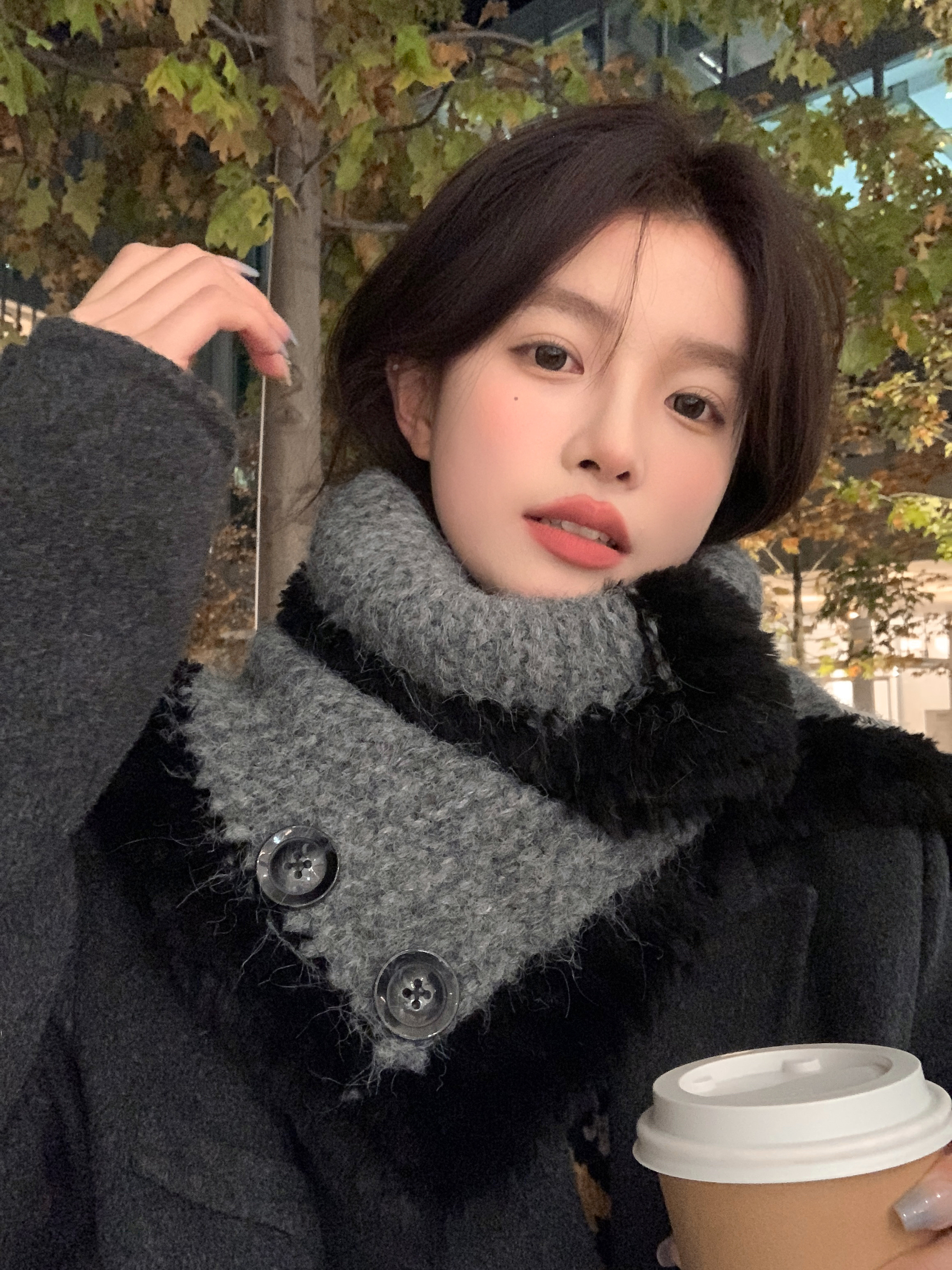 Women's Winter 2024 Button Neck Scarf Shawl - Cozy High-Quality Wrap for Cold Weather Fashion