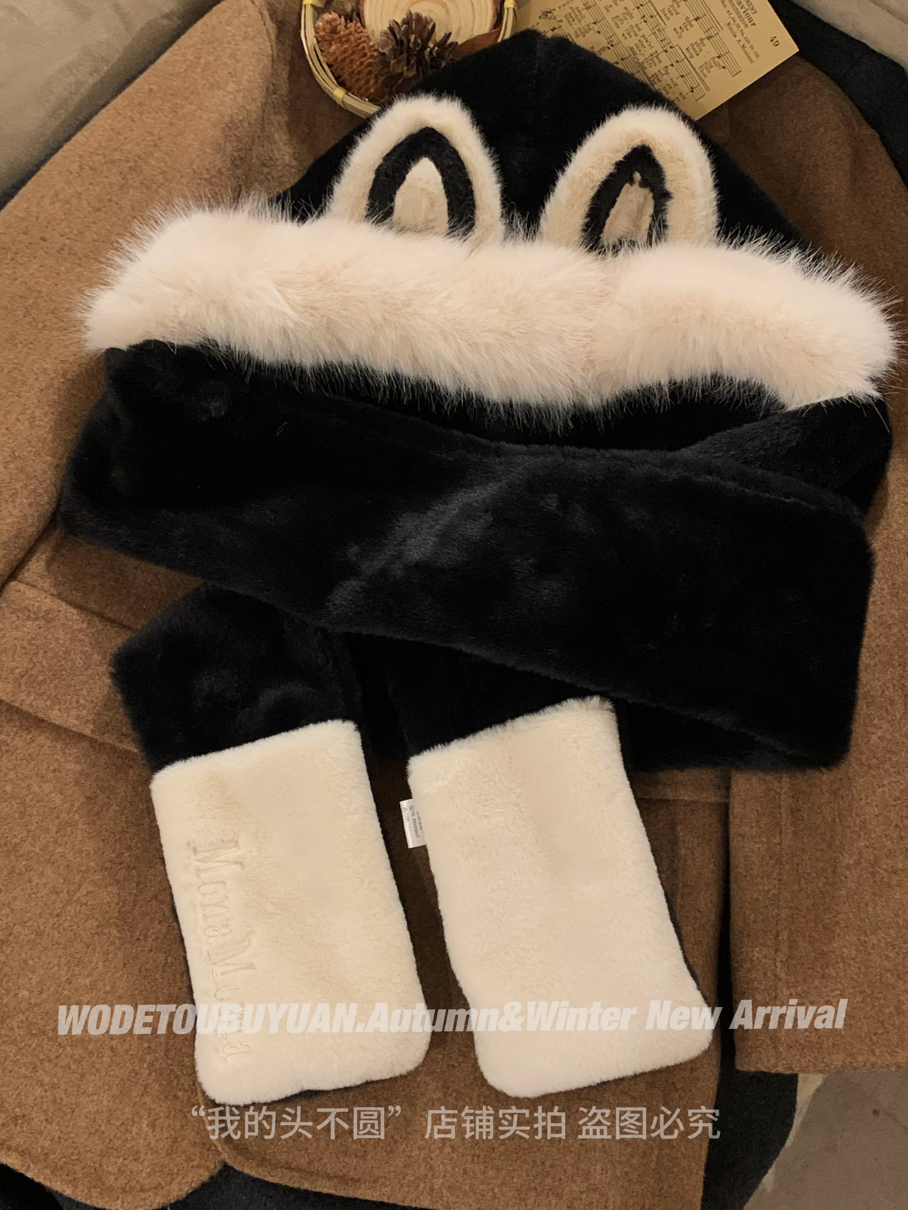 Women's Winter Fox Ear Plush Hat Scarf Integrated Hooded Neck Gaiter - Cute & Warm Winter Accessory