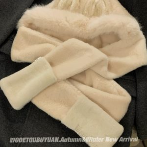 Women's Winter Fox Ear Plush Hat Scarf Integrated Hooded Neck Gaiter - Cute & Warm Winter Accessory