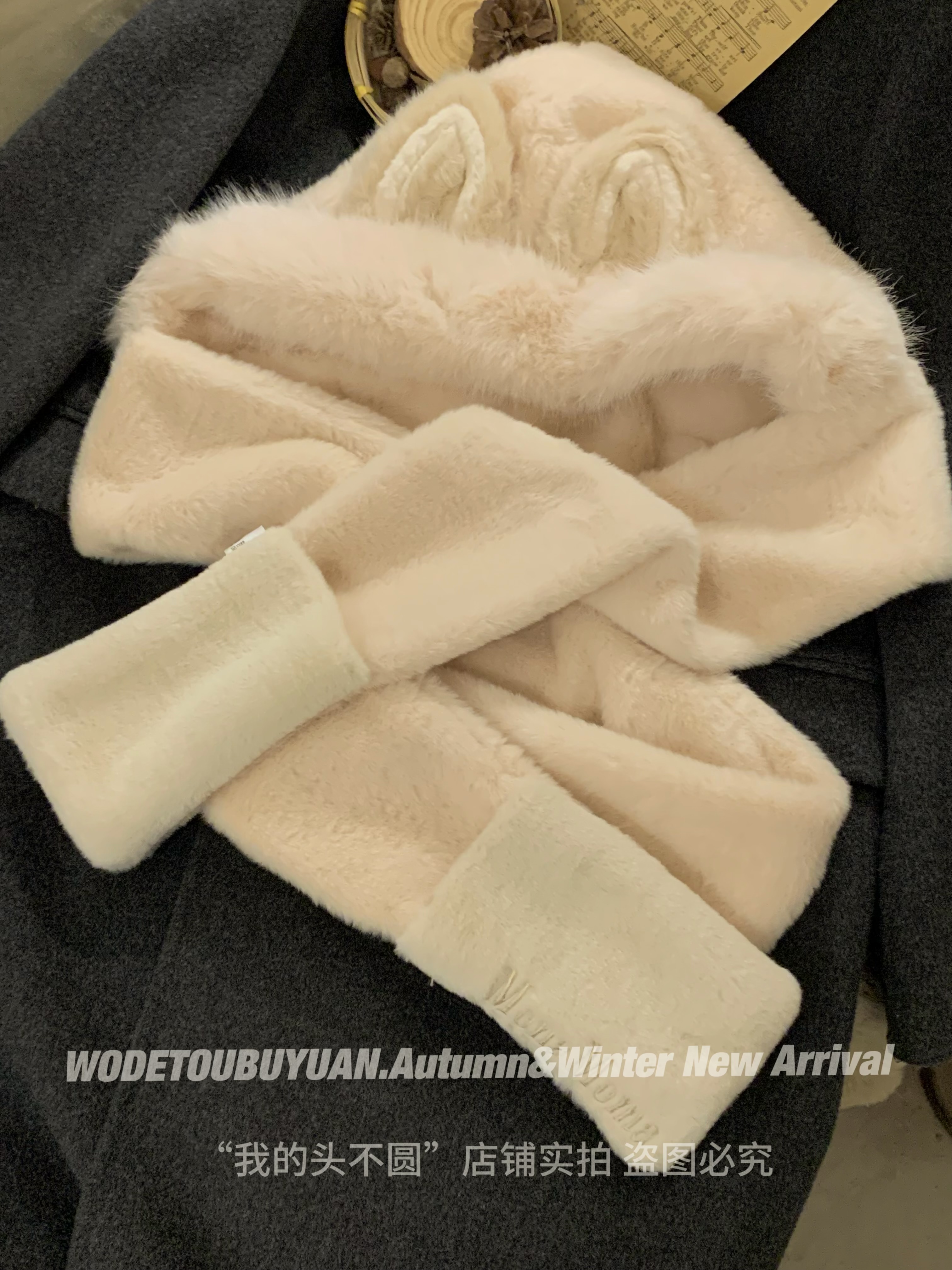 Women's Winter Fox Ear Plush Hat Scarf Integrated Hooded Neck Gaiter - Cute & Warm Winter Accessory