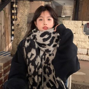 Women's Winter Korean Style Thick Warm Polka Dot Leopard Print Shawl Scarf - Versatile Fashion Accessory for Cold Weather