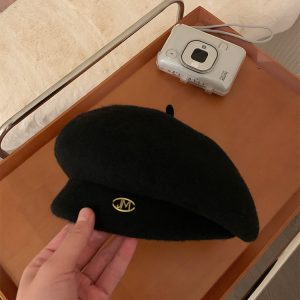 Wool Beret for Women - Autumn Winter Style, Large Head Circumference, Painter's Hat, Face-Slimming Trendy Design