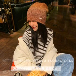 Wool Blend Gradient Knitted Slouchy Beanie Hat for Women - Winter Instagram Blogger Style Unisex Cold Weather Accessory