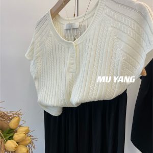 Yellow Twisted Short Sleeve Knitted Top for Women, Loose-Fitting Flying Sleeve Blouse, Stylish Chic Design
