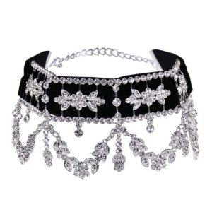 New Style Trends - Aesthetic Rhinestone Flower Necklace - Outfit Ideas