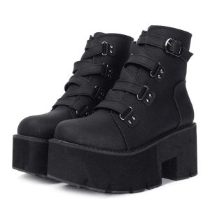 New Style Trends - Alt Black Gothic Chunky Boots - Outfit Ideas