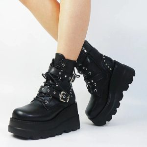 New Style Trends - Alt Comfy Ankle Boots - Outfit Ideas