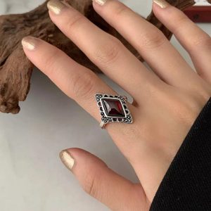 New Style Trends - Alt Elegant Marquise Garnet Cocktail Ring - Outfit Ideas