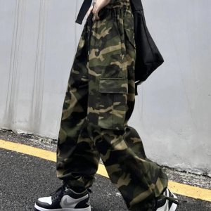 New Style Trends - Camouflage Cargo Summer Pants - Outfit Ideas