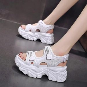 New Style Trends - Chunky Platform Women Sandals - Outfit Ideas