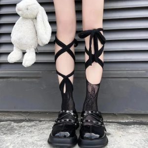 New Style Trends - Coquette Lace Fishnet Split-toe Socks - Outfit Ideas