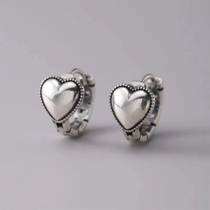 New Style Trends - Edgy Silver Heart Ring Earrings - Outfit Ideas