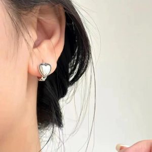 New Style Trends - Edgy Silver Heart Ring Earrings - Outfit Ideas