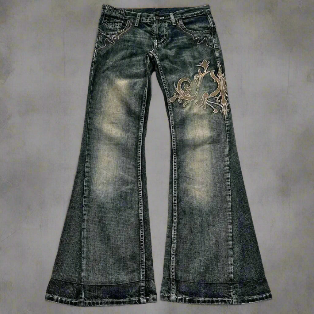 New Style Trends - Embroidered Y2k Flare Jeans - Outfit Ideas